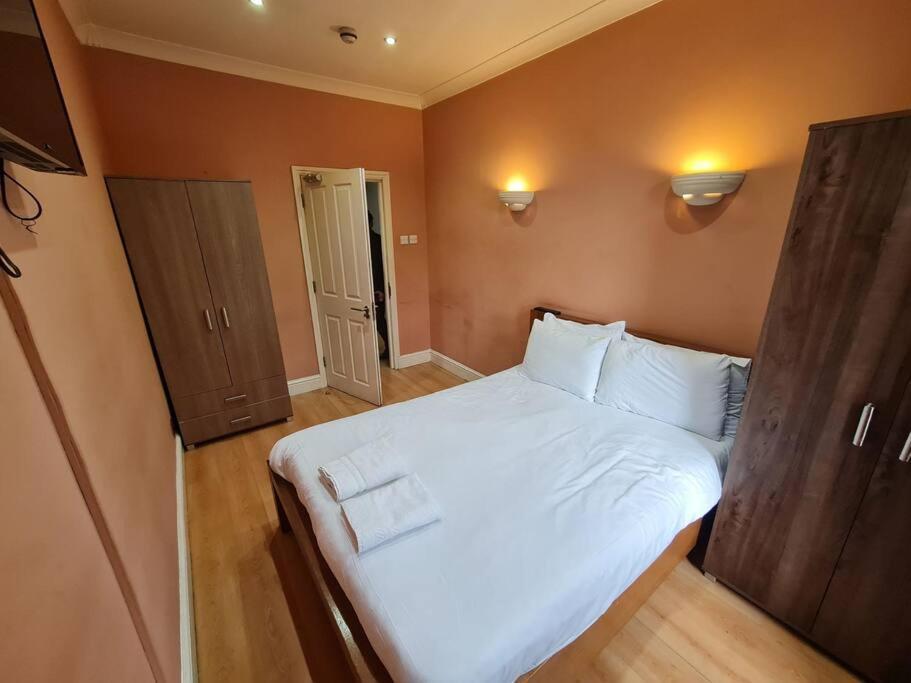 Cute One Bedroom Apartment London Eksteriør billede